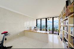 1000 Venetian Way, #1103, Miami, FL