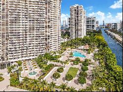 1000 W Island Blvd, #2810, Aventura, FL