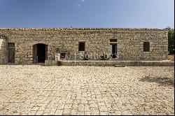 Suggestive baglio nestled in the Val di Noto countryside