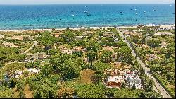 Plot with building permit obtained - near the beaches of Pampelonne