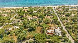 Plot with building permit obtained - near the beaches of Pampelonne