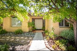 1909 Fieldstone Circle, Paso Robles, CA 93446