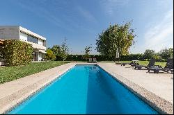 Mediterranean-Style House in Chicureo Centro