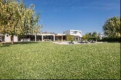 Mediterranean-Style House in Chicureo Centro