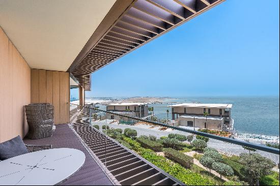 Luxury apartment on Jumeirah Bay Island