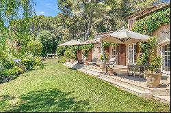 Luxurious Provencal Estate: 500sqm Bastide with Pool, Tennis in Grasse