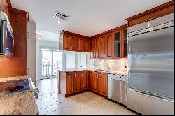 2000 Rue Drummond Unit 1703, Montreal (Ville-Marie) QC H3G2X1