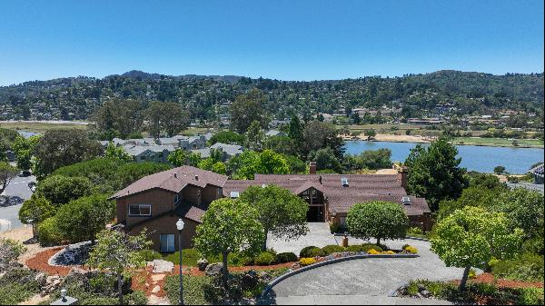 Fabulous Mill Valley View Home