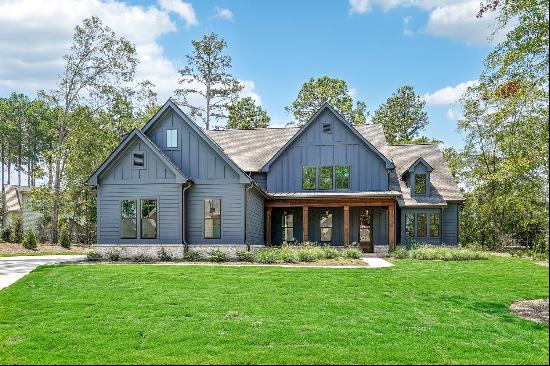 Spectacular New Home in Cuscowilla