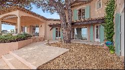 Charming home a short stroll from the beach in Grimaud