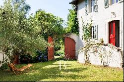 MAGNIFICENT BEARN PROPERTY 20 MINUTES FROM PAU