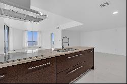 495 Brickell Ave, #2302, Miami, FL