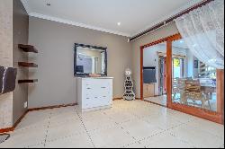 Exceptional corner unit in a secure and private complex in a leafy Fairland