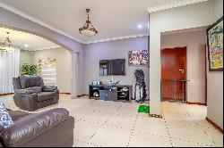 Exceptional corner unit in a secure and private complex in a leafy Fairland