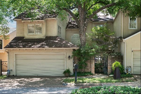 Elegant Townhome with Views of Bachman Creek