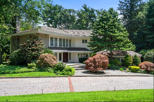 3 Waverly Road,Old Westbury, NY, 11568