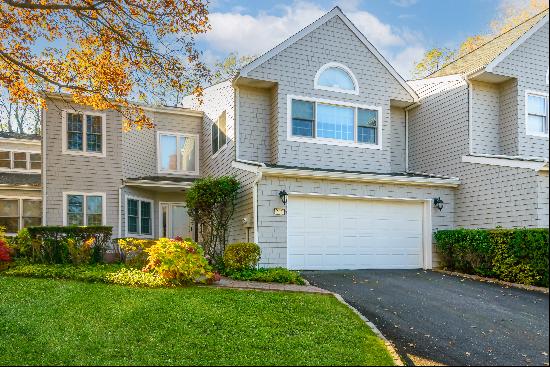 54 Beechwood Court,Glen Cove, NY, 11542