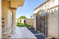 Exclusive Property in the Prestigious La Motilla Residential Area