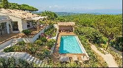 Ramatuelle - New villa with panoramic views of sea, sky and country