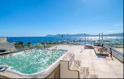 Cannes Croisette: Exceptional Penthouse with Panoramic Sea View