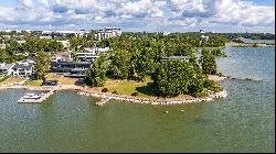 Kuninkaanniemi 7