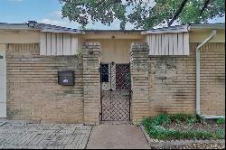 6305 Wrigley Way, Fort Worth TX 76133