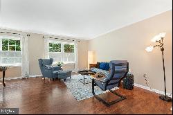 2225 Gunsmith Square, Reston VA 20191