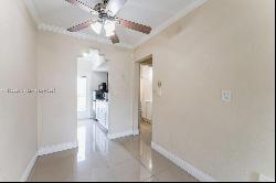 7800 Harding Ave Unit 9, Miami Beach FL 33141