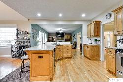 15661 King Street, Bennington NE 68007