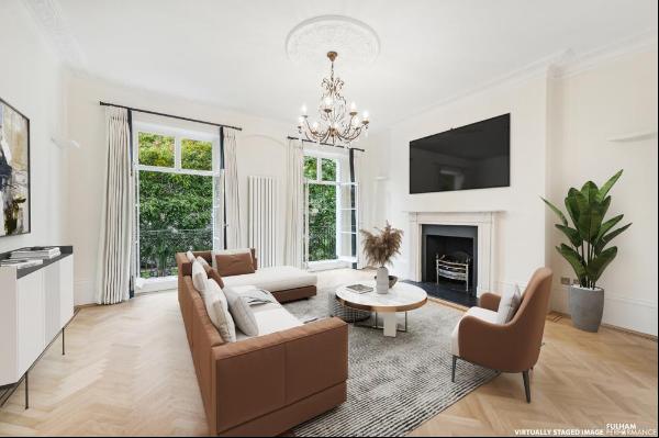 Beautifully presented, recently refurbished 5 bedroom house to rent in Knightsbridge SW3