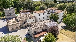 The Torre Mansion with borgo and pool, Perugia - Umbria