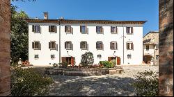 The Torre Mansion with borgo and pool, Perugia - Umbria