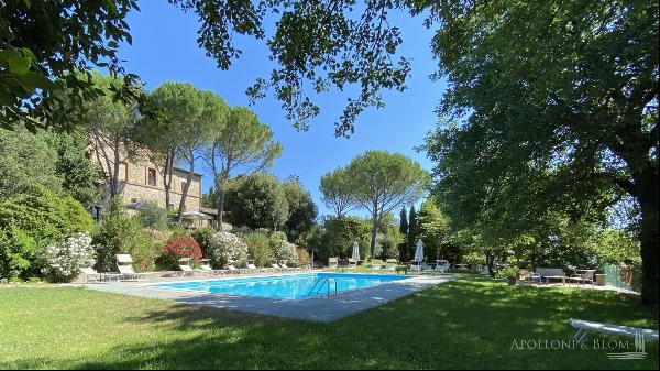 Santa Maria Fort Resort with pool and tennis, Perugia- Umbria