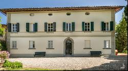 Il Barone Mansion with Chianti DOCG vineyards, Pisa - Tuscany