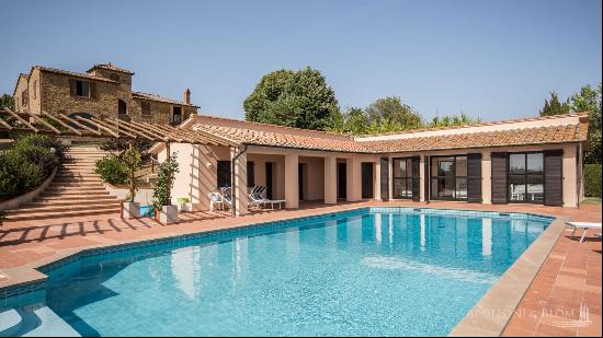 Montecchi Country House with pool, Montepulciano, Siena - Tuscany