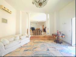 Private Villa for sale in Napoli (Italy)