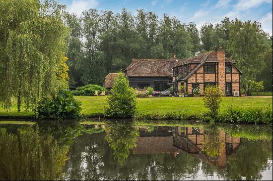 Enchanting six bedroom house