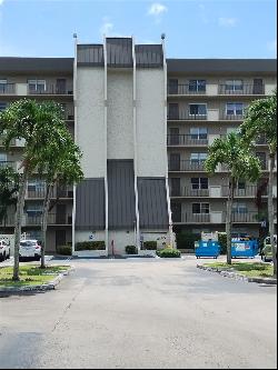 3150 W Rolling Hills Cir Unit 510, Davie FL 33328