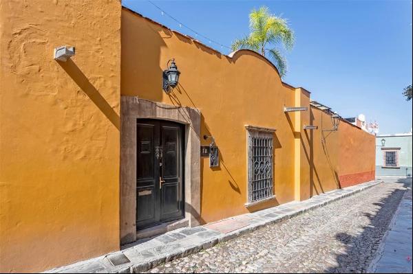 1 A Chiquitos, San Miguel De Allende, 