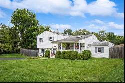 10 Hampshire Road, Fishkill NY 12524