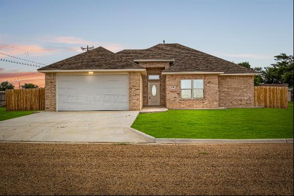 106 W 12th Street, Sunray TX 79086