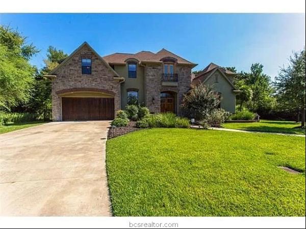 2801 Persimmon Ridge Ct, Bryan TX 77807