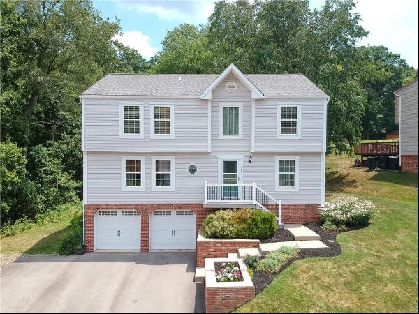 641 Huntington Dr, Cranberry Twp PA 16066