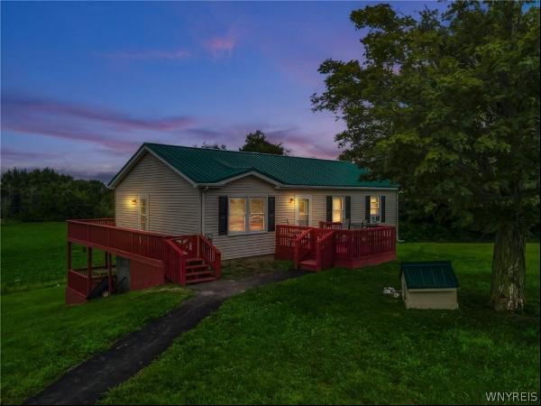 12775 Hemlock Ridge Road, Medina NY 14103