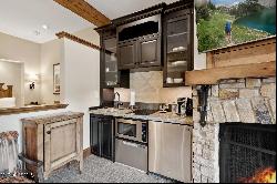 2001 Park Avenue Unit 102, Park City UT 84060