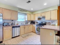 45 Berkshire Pl Unit D, Irvington Twp. NJ 07111