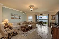 10626 Smokehouse Bay Dr Unit 102, Naples FL 34120