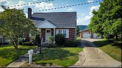 808 1st Ave, East Brady PA 16028