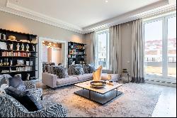 Luxury Housing with Exclusive Services in the Four Seasons of Madrid