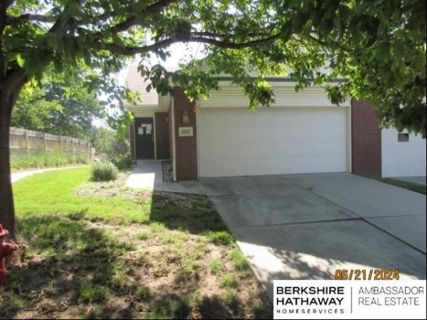 4800 S 55th Court, Lincoln NE 68516